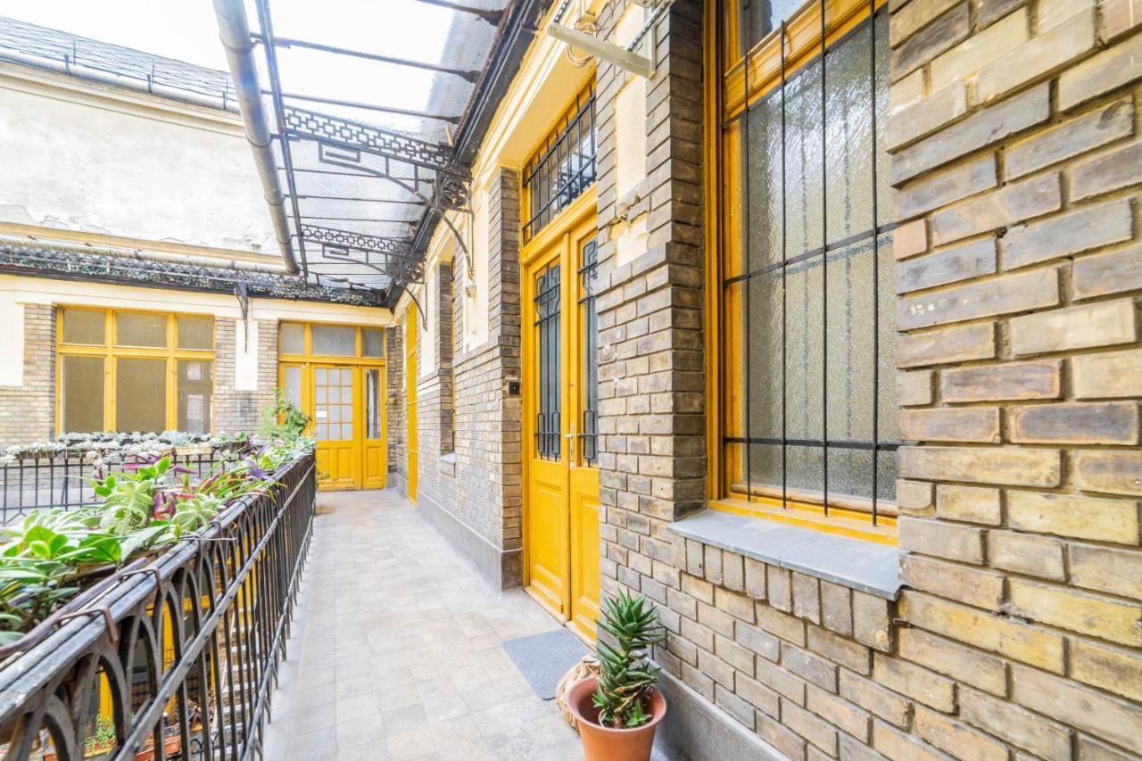 Real Apartments Anker II Budapeste Exterior foto
